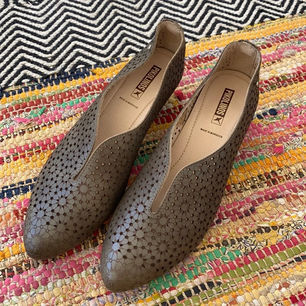 PIKOLINOS Olive Green Perforated Leather Flats